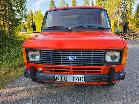 Ford Transit 2 of 10