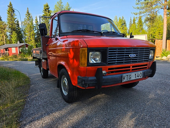 Ford Transit 3 of 10