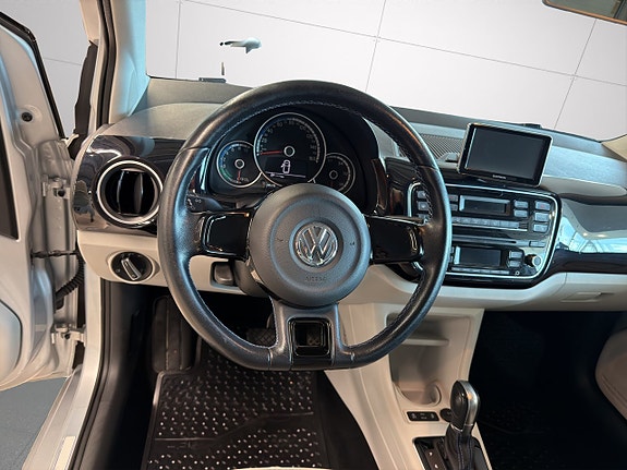 Volkswagen e-Up! 12 of 22