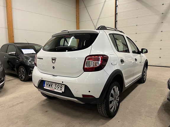 Dacia Sandero Stepway 3 of 17