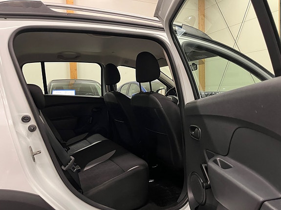 Dacia Sandero Stepway 11 of 17