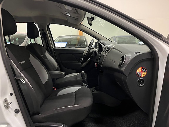 Dacia Sandero Stepway 9 of 17