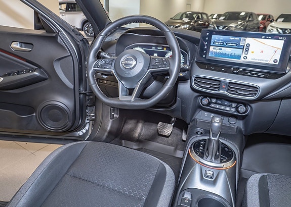 Nissan Juke 5 of 8