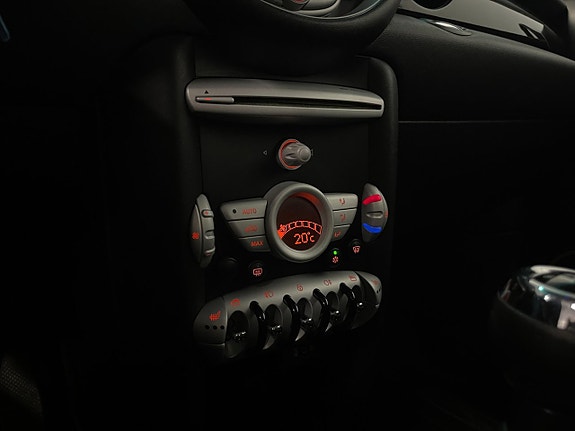 MINI Cooper 12 of 15