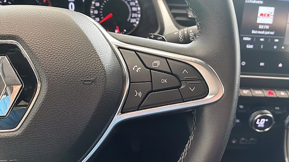 Renault Captur 16 of 23