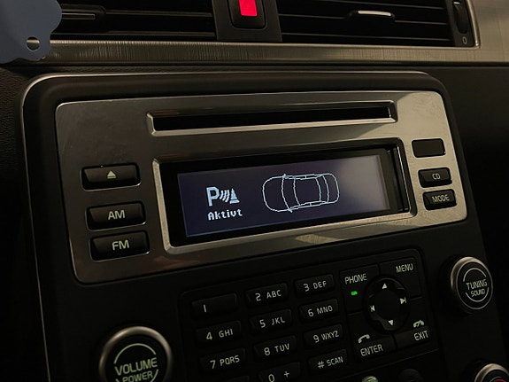 Volvo V70 12 of 21