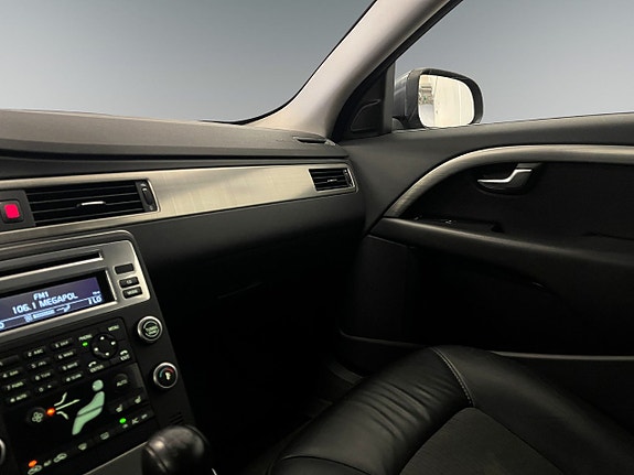 Volvo V70 18 of 21