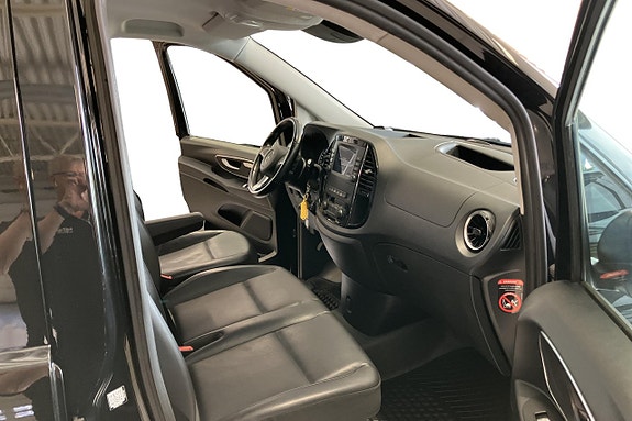Mercedes-Benz Vito 119 11 of 19