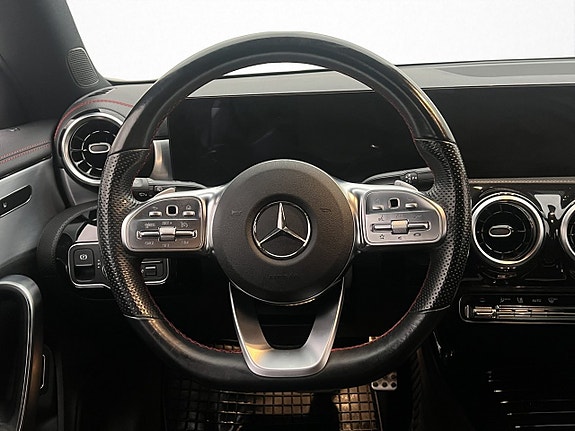 Mercedes-Benz CLA200 14 of 30