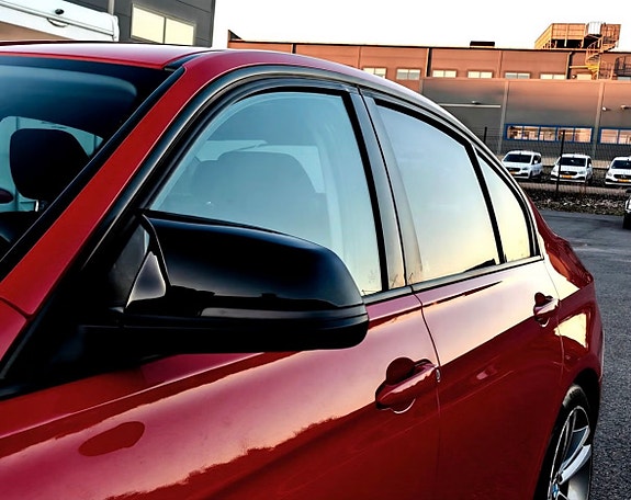BMW 328i 5 of 10