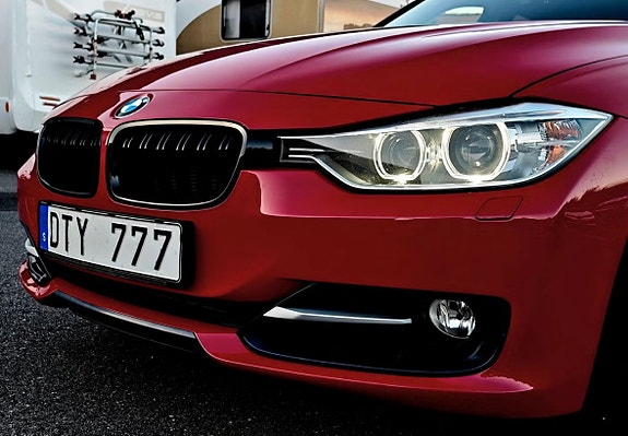 BMW 328i 6 of 10