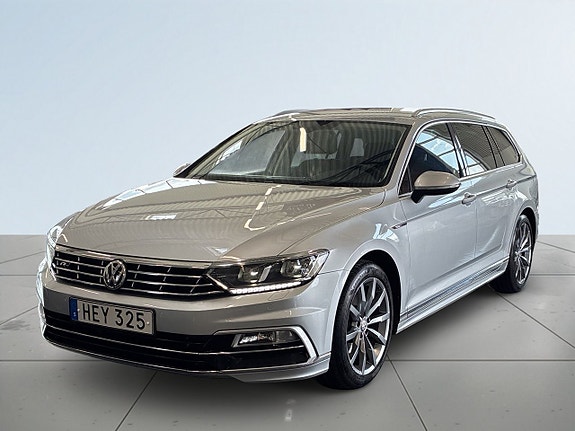 Volkswagen Passat 16 of 24