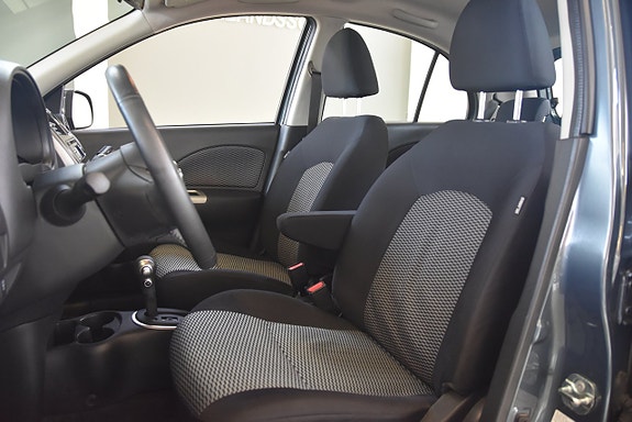 Nissan Micra 7 of 15