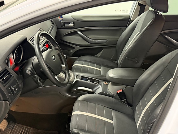 Ford Kuga 8 of 9