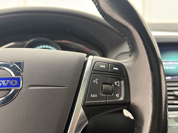 Volvo XC60 17 of 30