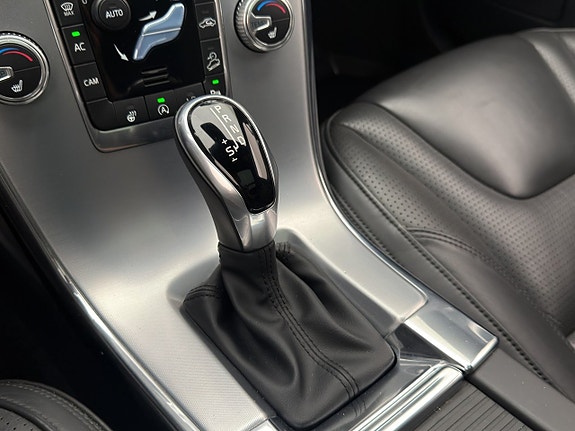Volvo XC60 22 of 30