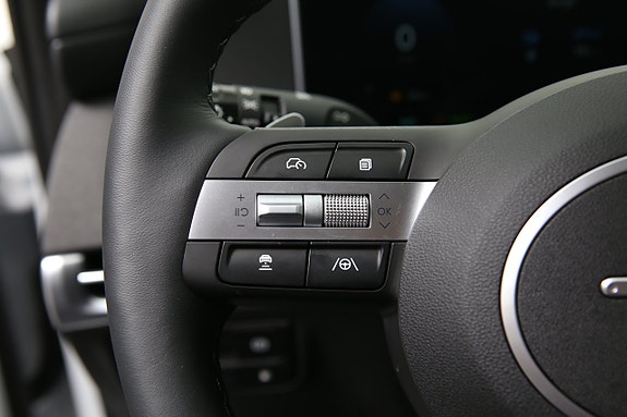 Hyundai Tucson 18 of 28