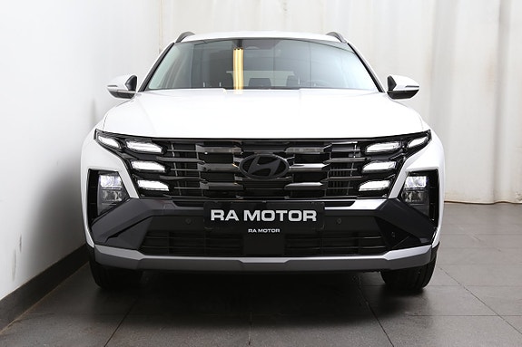 Hyundai Tucson 4 of 28
