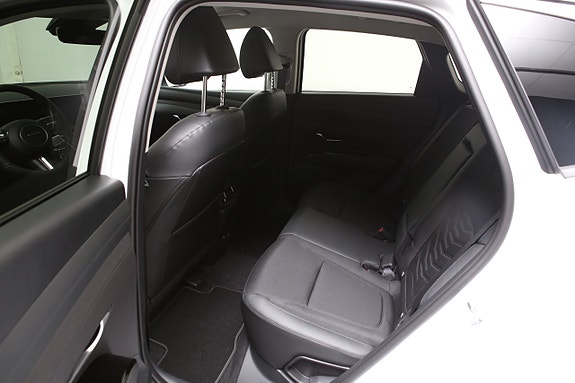 Hyundai Tucson 10 of 28