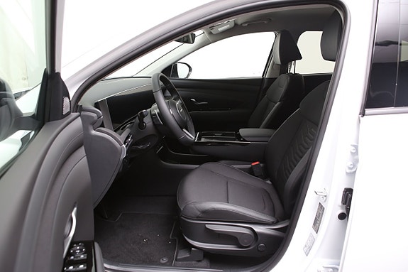 Hyundai Tucson 9 of 28