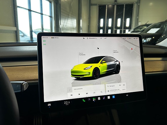 Tesla Model 3 9 of 13