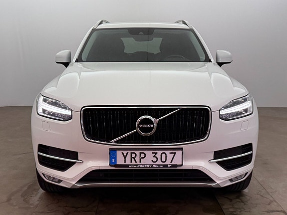 Volvo XC90 9 of 25