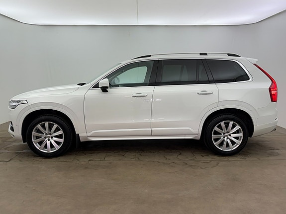 Volvo XC90 3 of 25