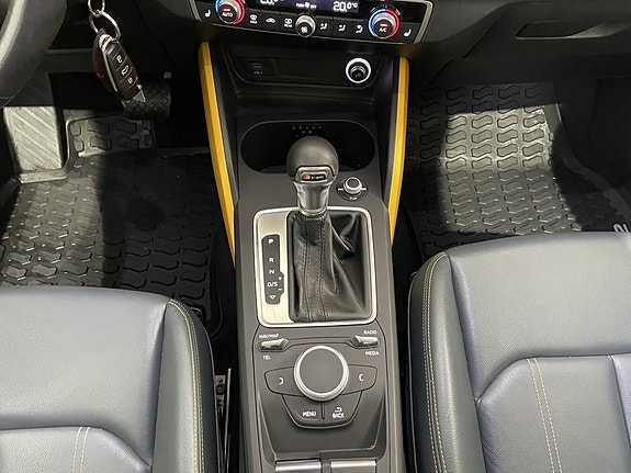 Audi Q2 23 of 25
