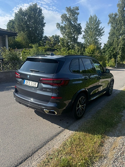 BMW X5 4 of 11