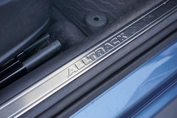 Volkswagen Passat Alltrack 29 of 30