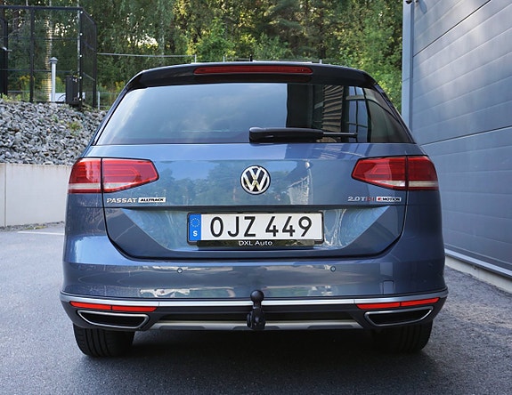 Volkswagen Passat Alltrack 6 of 30