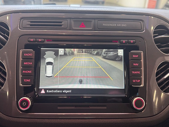 Volkswagen Tiguan 12 of 20
