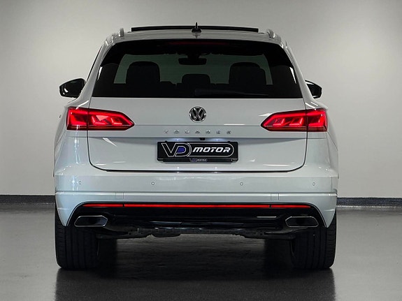 Volkswagen Touareg 8 of 27