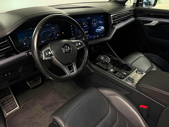 Volkswagen Touareg 15 of 27
