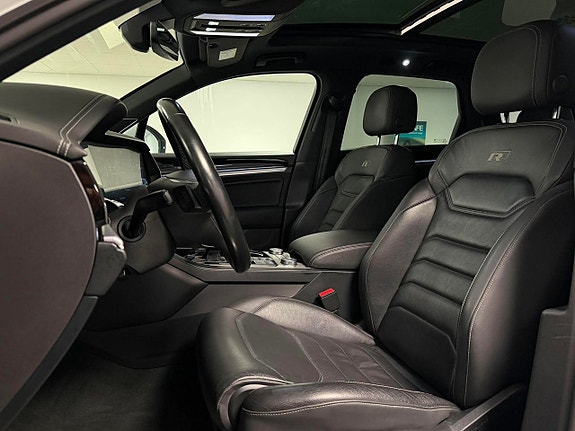 Volkswagen Touareg 17 of 27
