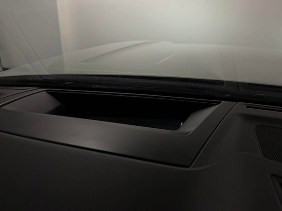 Volkswagen Touareg 23 of 27