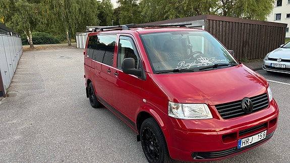 Volkswagen Caravelle 3 of 13