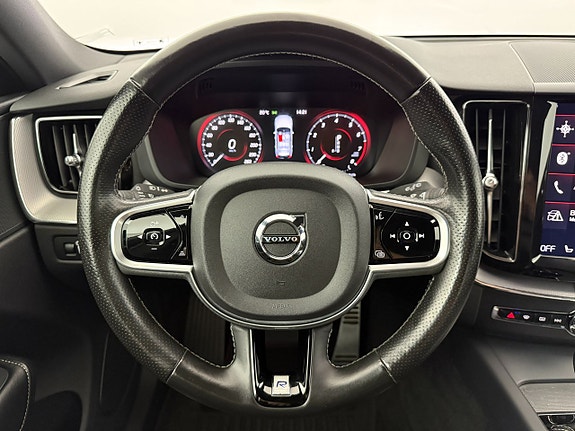 Volvo XC60 20 of 29