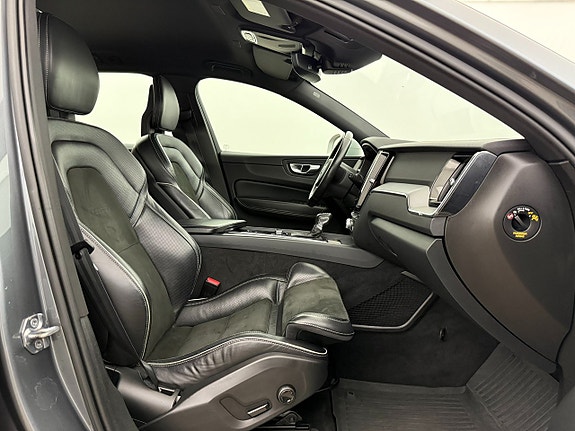 Volvo XC60 16 of 29