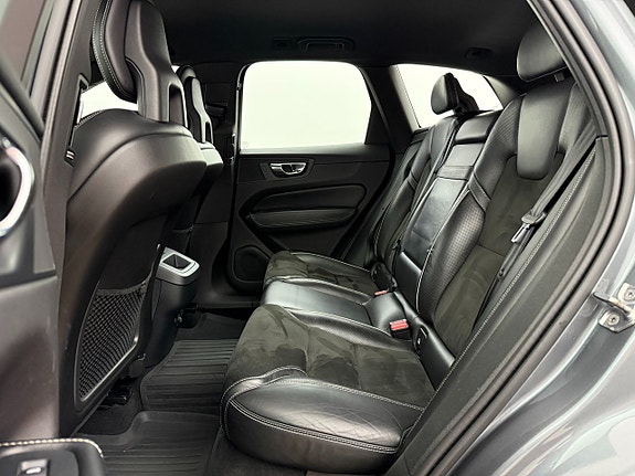 Volvo XC60 17 of 29
