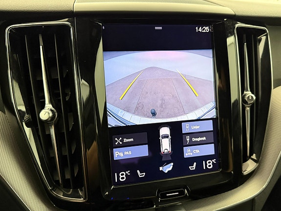 Volvo XC60 25 of 29