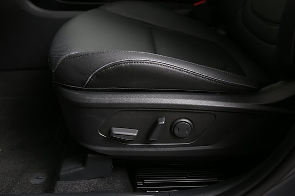 Hyundai Tucson 16 of 28