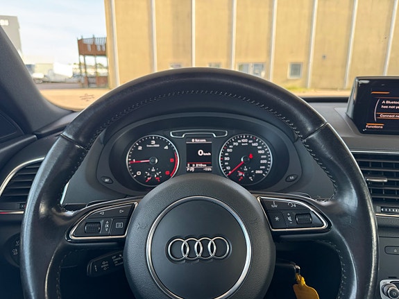 Audi Q3 21 of 26