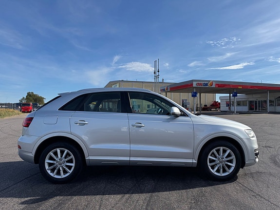 Audi Q3 4 of 26