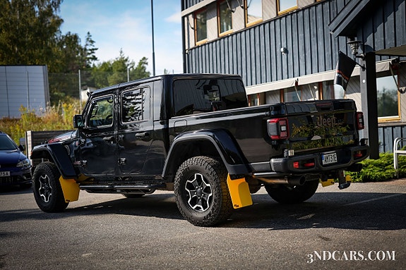 Jeep Gladiator 7 of 21