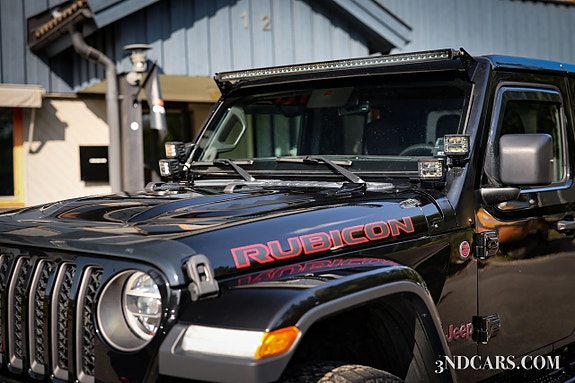 Jeep Gladiator 9 of 21