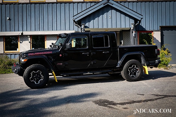 Jeep Gladiator 8 of 21