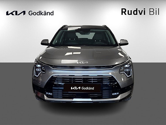 Kia Niro 2 of 14