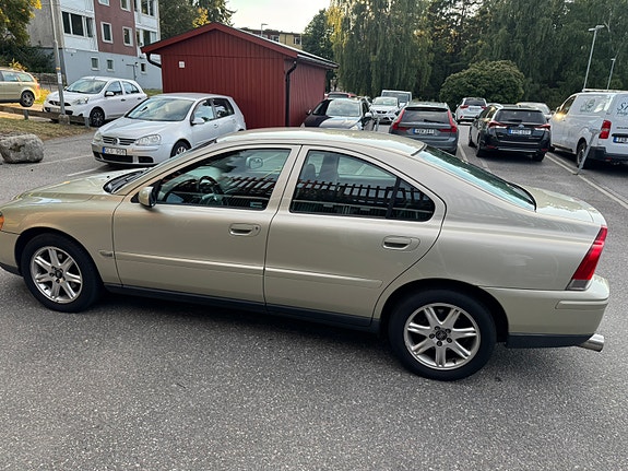 Volvo S60 10 of 26