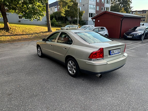 Volvo S60 9 of 26